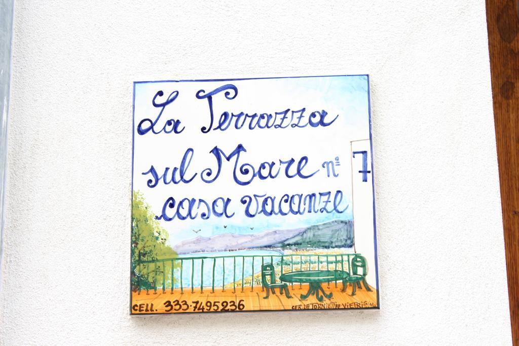 הוילה אשאה La Terrazza Sul Mare חדר תמונה
